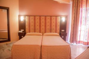 habitación doble con cama supletoria (2 adultos + 1 niño) - 2 camas - Hotel Royal Costa
