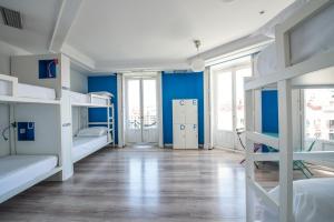 Cama en habitación compartida mixta de 10 camas - Safestay Madrid