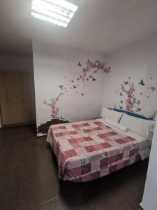 habitación doble con baño privado - Hotel Sant Pere Apartment