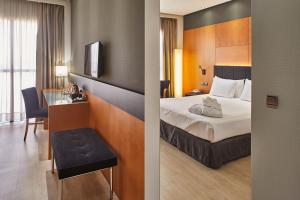 habitación doble club - Hotel Silken Puerta Madrid