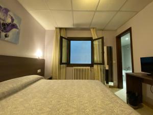habitación individual - Somriu Hotel City M28