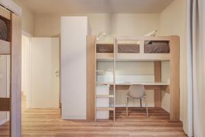 habitación doble con baño privado - 2 camas - Hotel Student Accommodation