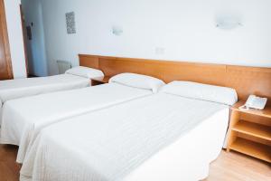 Habitación Doble con balcón (2 adultos + 1 niño) - 2 camas - Hotel Teremar