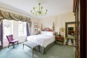 suite junior deluxe con vistas a la ciudad - Hotel The Savoy