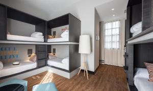 cama en habitación compartida de 6 camas - TOC Hostel Malaga