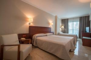 habitación triple (3 adultos) - Hotel Torremar