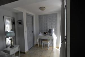 habitación doble con terraza - Hotel Treasurita Guest House