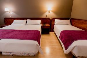 habitación triple - Hotel Tulip Inn Andorra Delfos