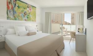 habitación doble con terraza (3 adultos + 1 niños)  - Hotel Villa Luz
