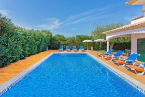 villa - Hotel Villa White Sands - Heated Pool, Near Beaches & New Town, Luxury & Privacy