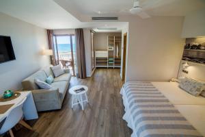 habitación doble con vistas al mar - Hotel Voramar