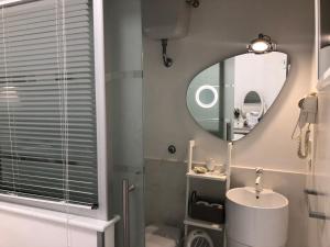 habitación doble deluxe con ducha - Hotel White Room
